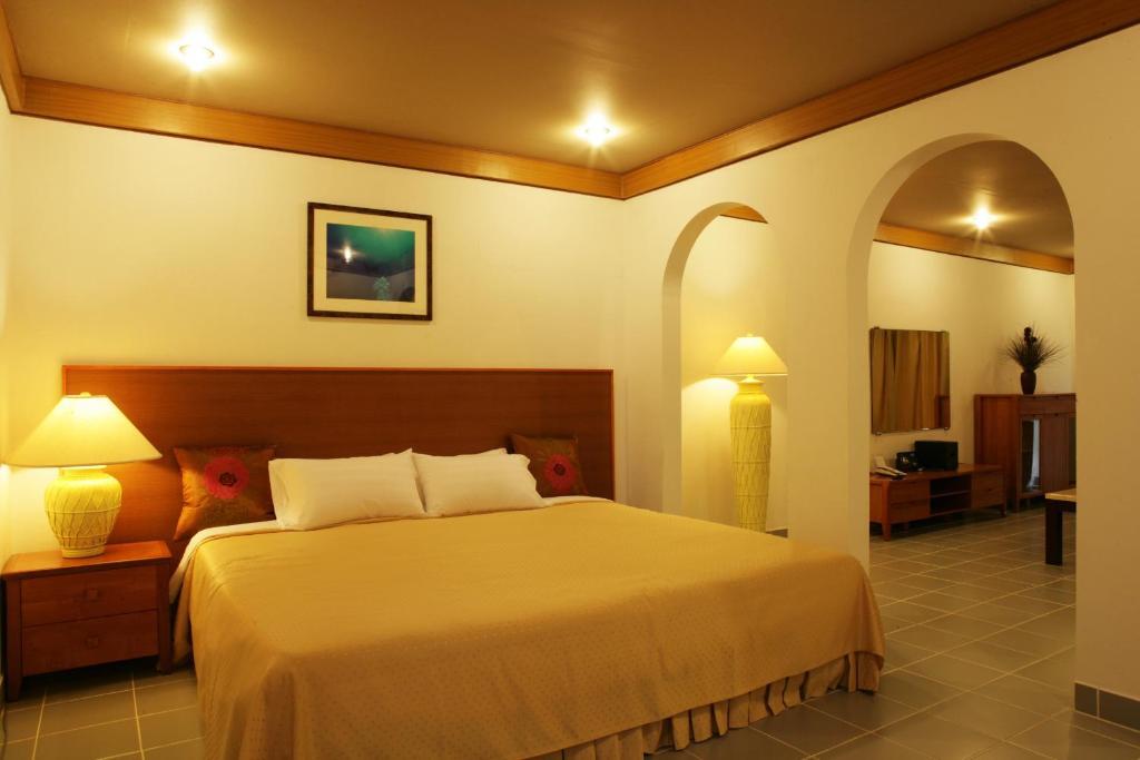 Heaven Ⅱ Hotel Saipan Room photo