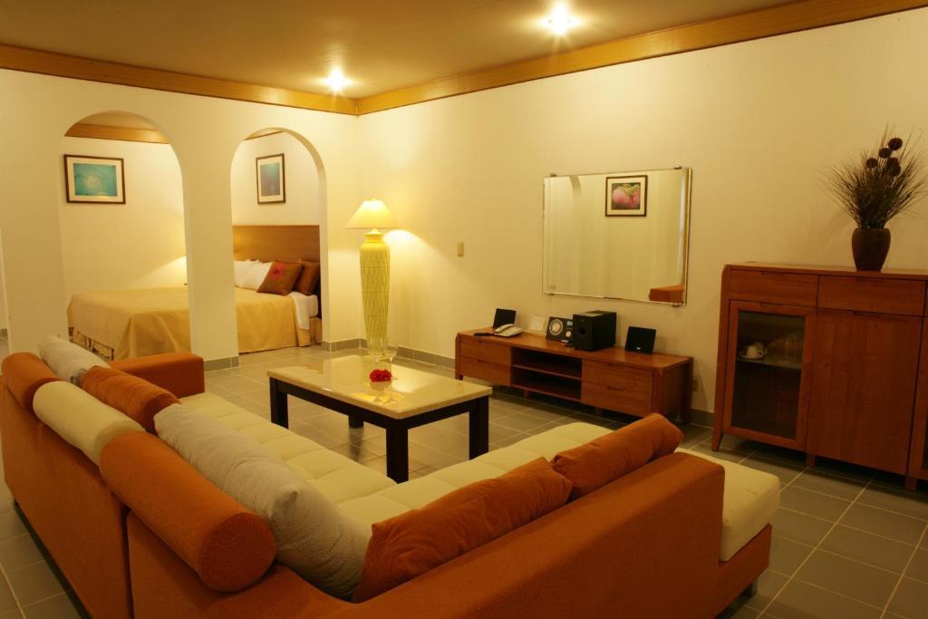 Heaven Ⅱ Hotel Saipan Room photo