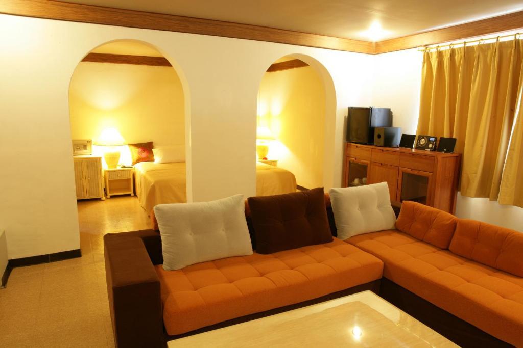 Heaven Ⅱ Hotel Saipan Room photo